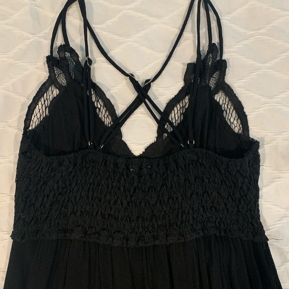 Vici Crochet Lace ruffle dress - Picture 4 of 5